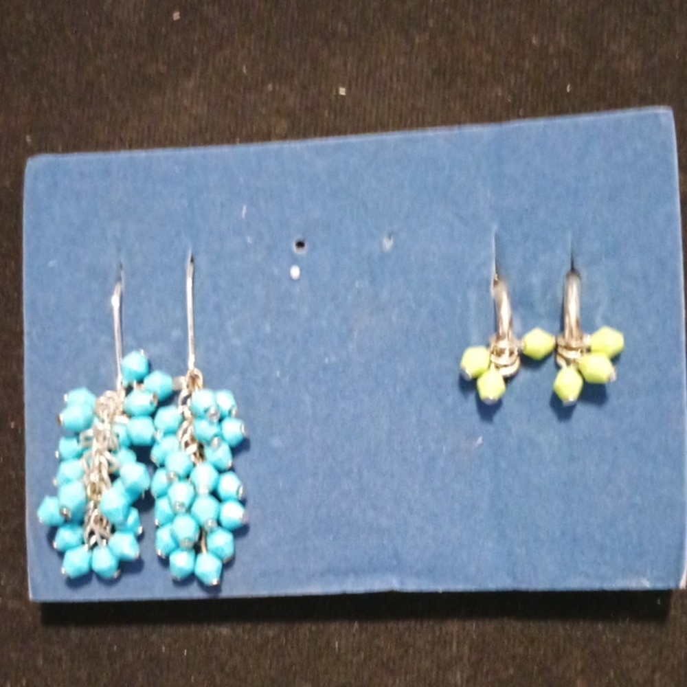 Avon Turquoise and Lime Beaded Earrings